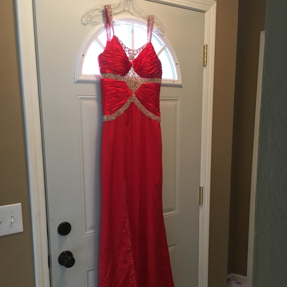 Size 4 Floor length formal red gown